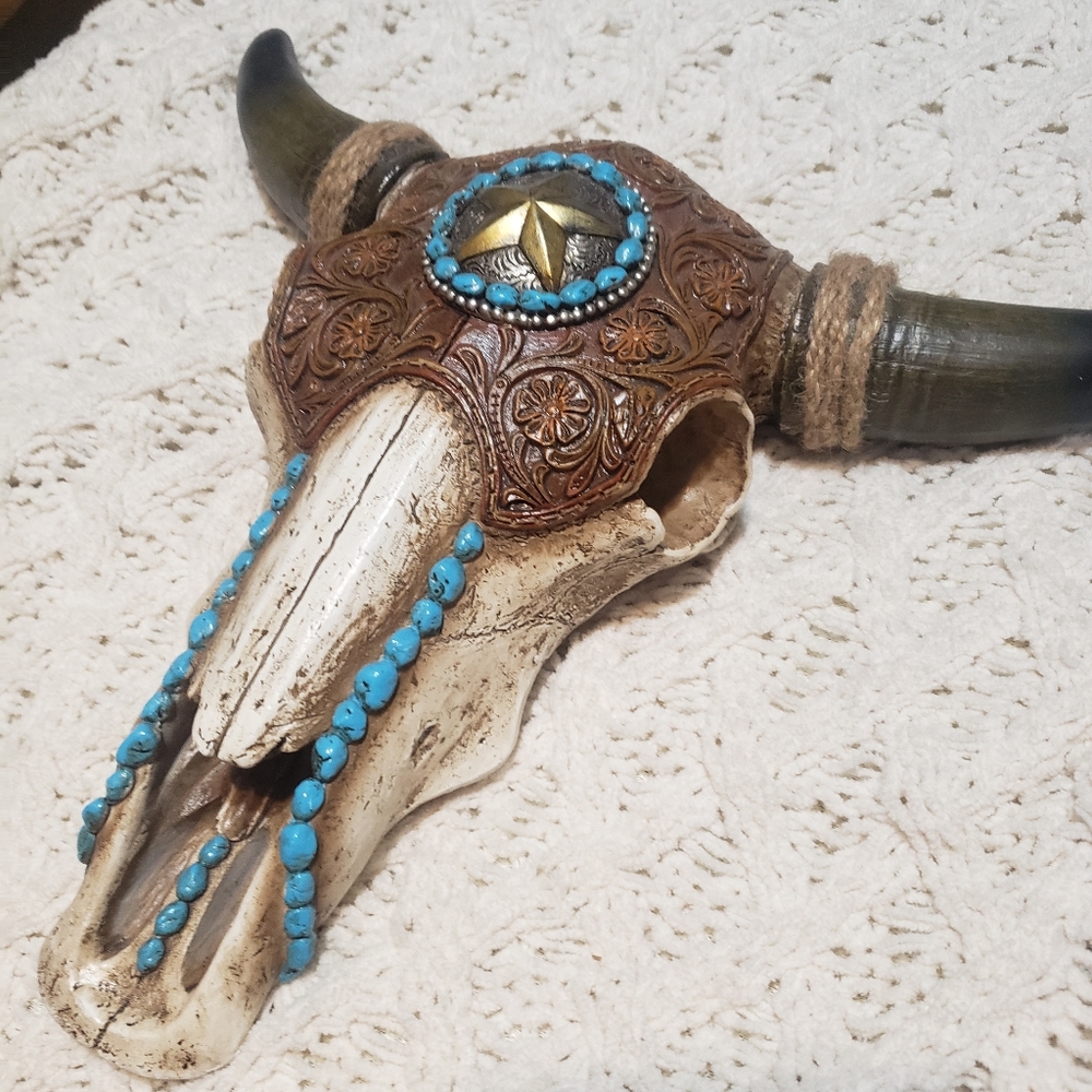 Cowhead wall decor - Picture 2 of 3